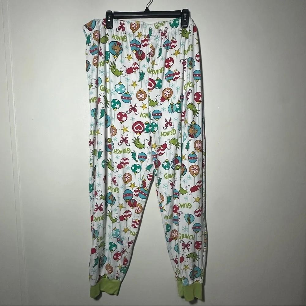 The Grinch Pajama Set Size 3X